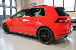 VW Golf GTI 2.0 TSI Performance